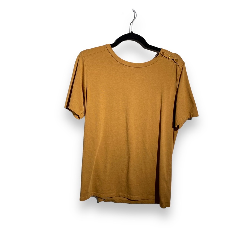 UNIVERSAL STANDARD Camel Brown Side Button Short Sleeve Tee